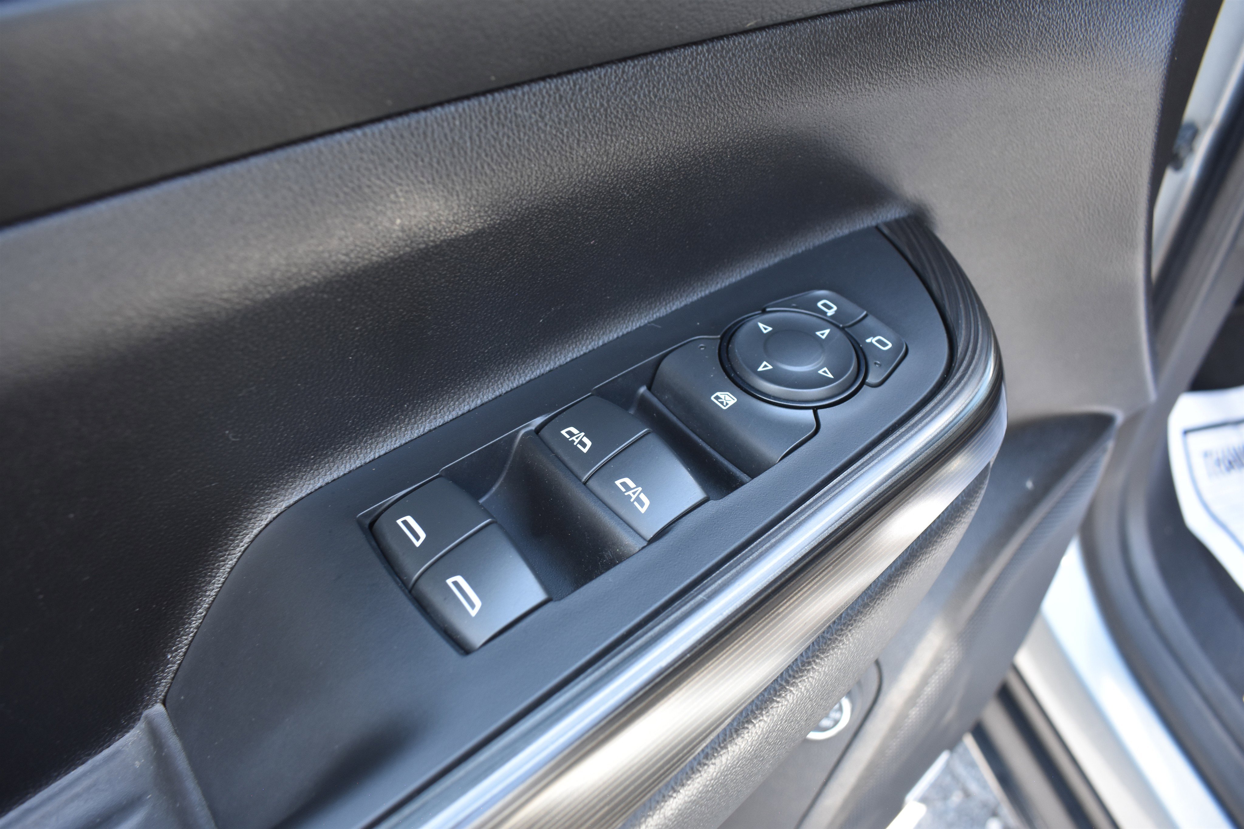 Used 2023 Sterling Metallic GMC SLT image 13
