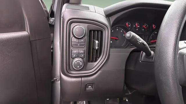 Used 2025 Gray Chevrolet Custom image 22