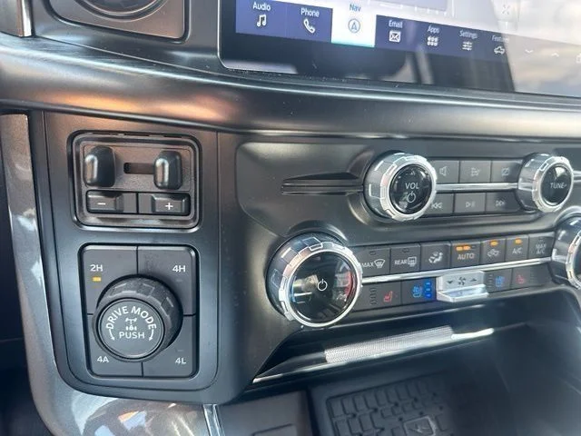 Used 2023 White Ford Lariat image 14