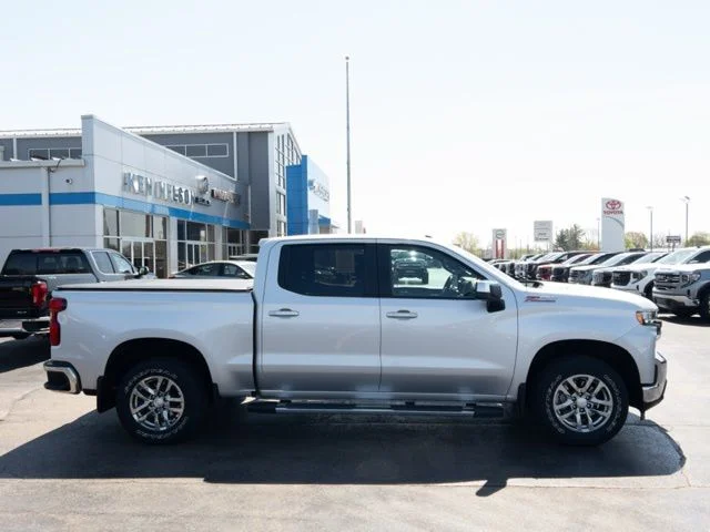 Used 2020 Silver Chevrolet LT image 11