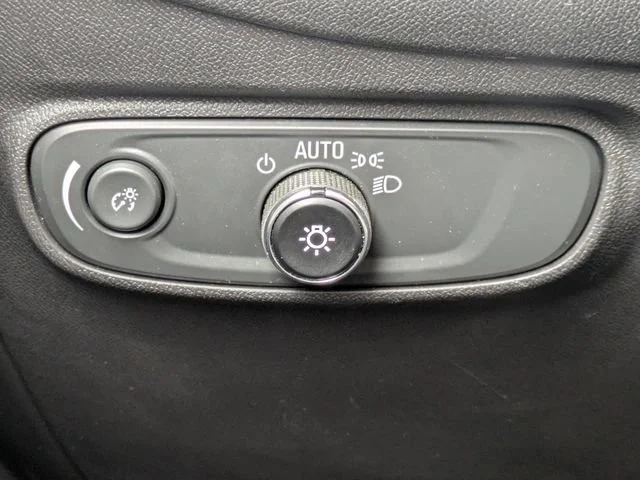 Used 2024 Sterling Gray Metallic Chevrolet LT image 27