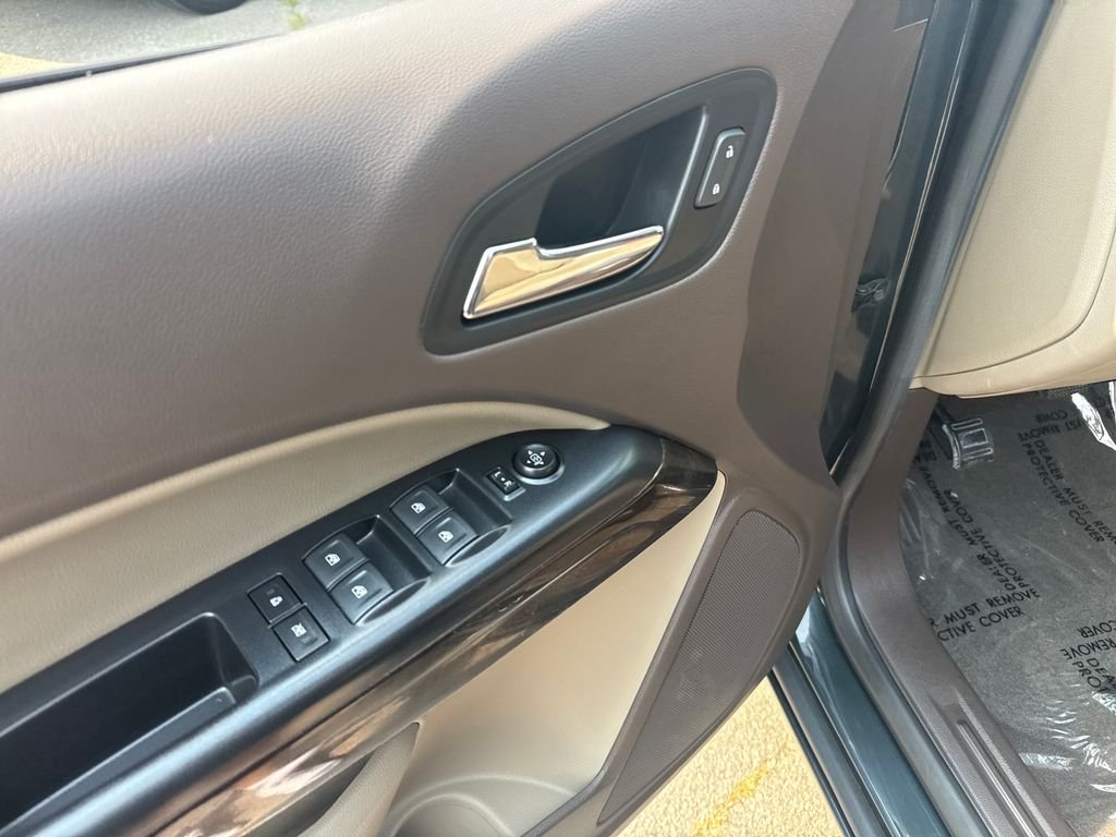 Used 2018 Gray GMC SLT image 11
