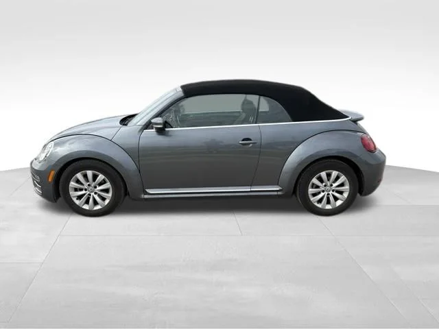 Used 2017 Gray Volkswagen 1.8T S image 6
