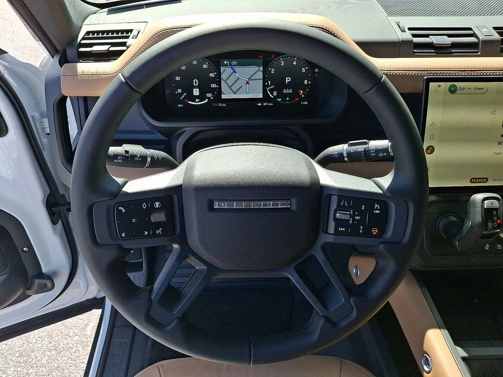 New 2026  Land Rover X-Dynamic SE image 10