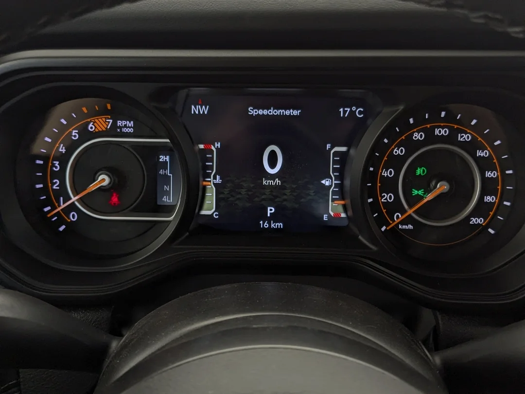 New 2026 Grey Jeep Rubicon - - 4x4 - Nappa Leather - Freedom Top Hardtop - 8- Speed Auto - Remote Start & More! image 18