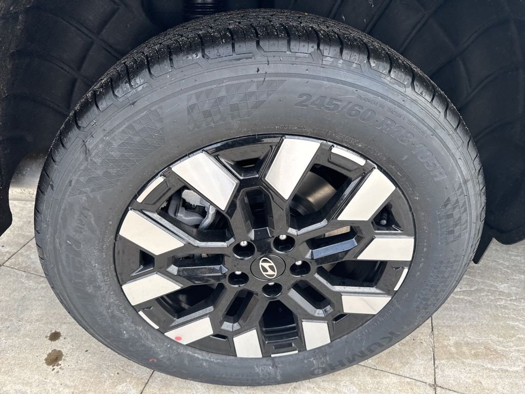 New 2026 Black Hyundai SEL image 10