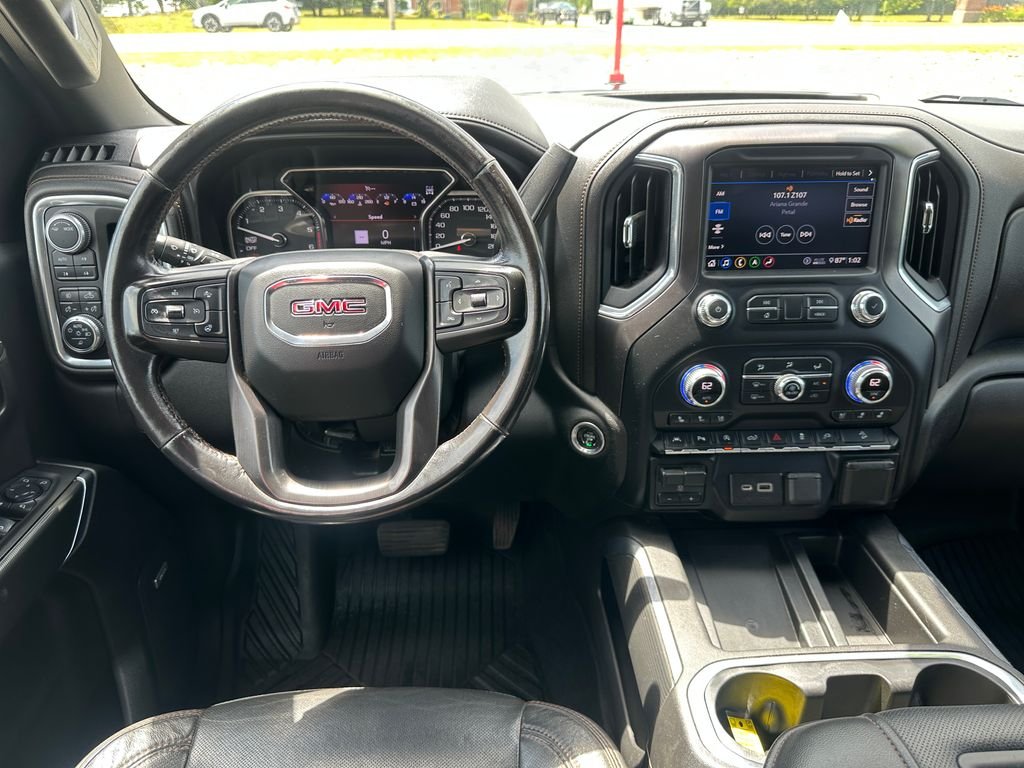 Used 2020 Black GMC AT4 image 22