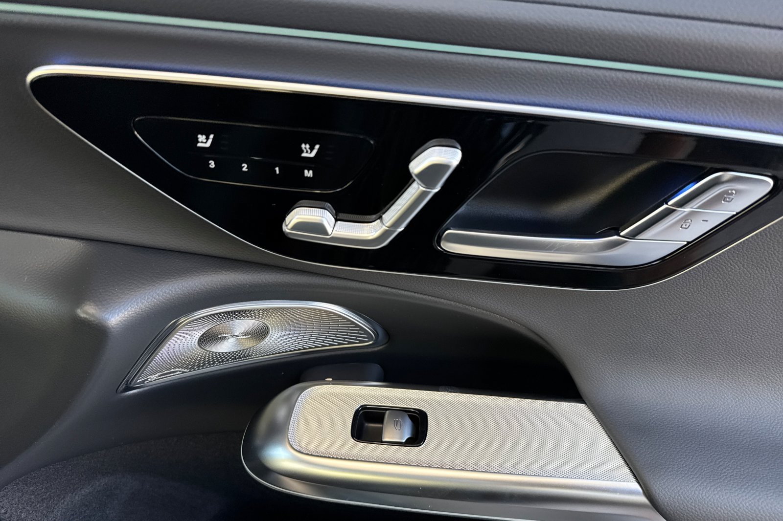 New 2027 Black Mercedes-Benz E 450 image 36