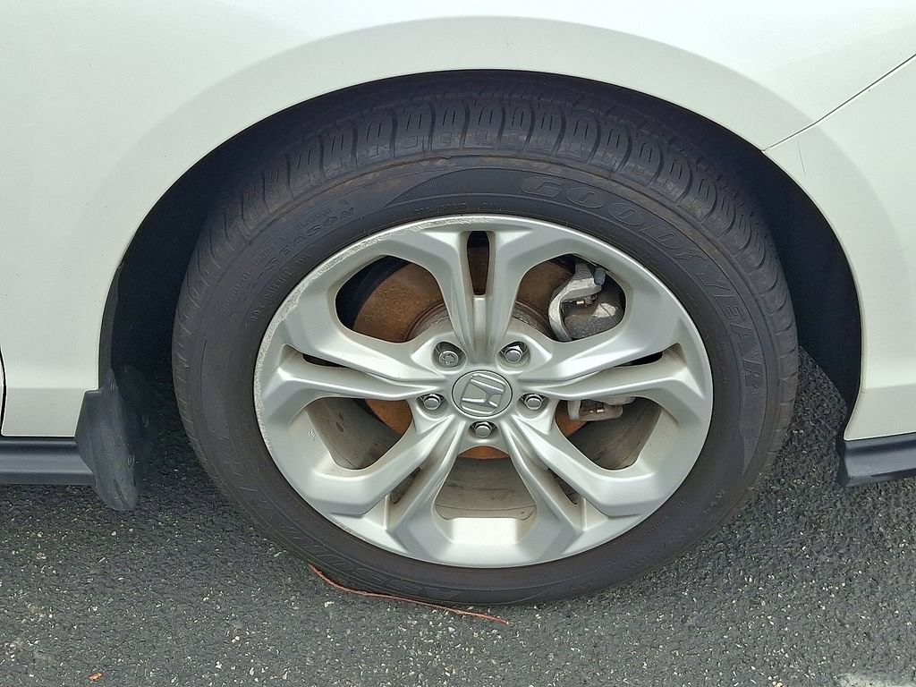2023 Honda Accord LX - Photo 7