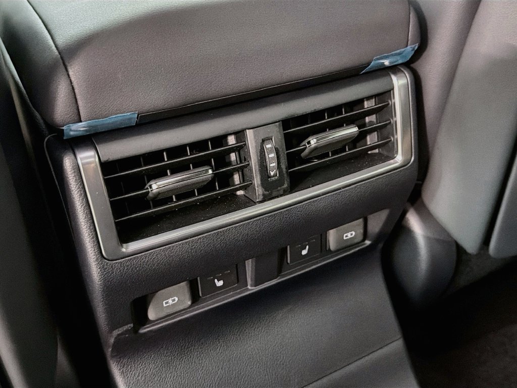 Used 2026 Silver Lexus 550 Overtrail+ image 27
