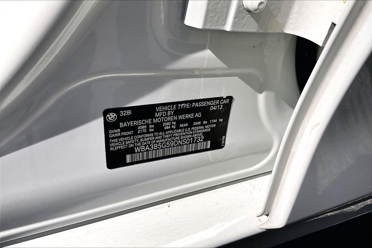 Used 2013 Alpine White BMW 328i xDrive image 31