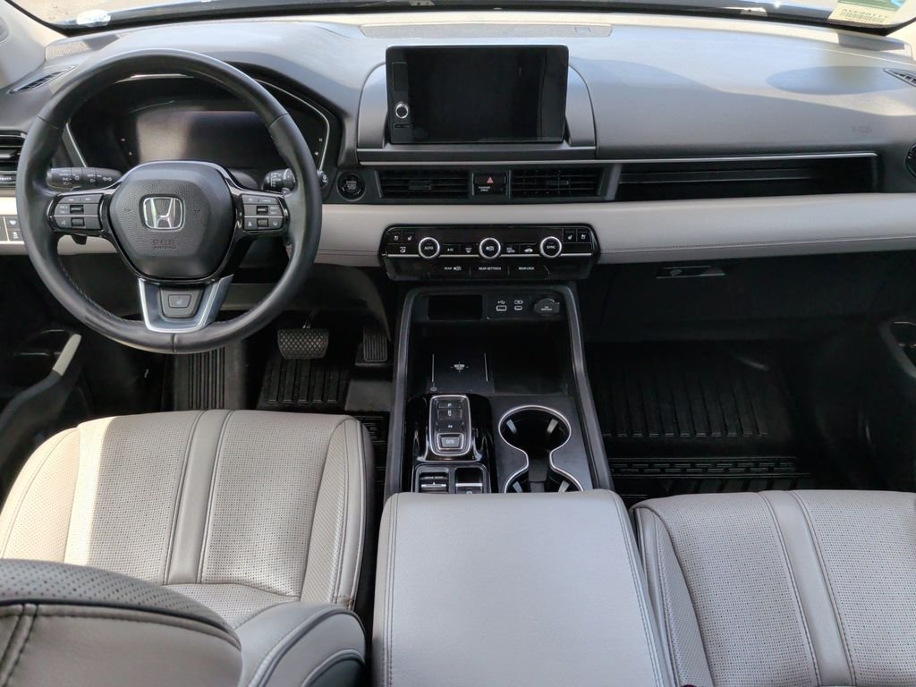 Used 2023  Honda Elite image 17