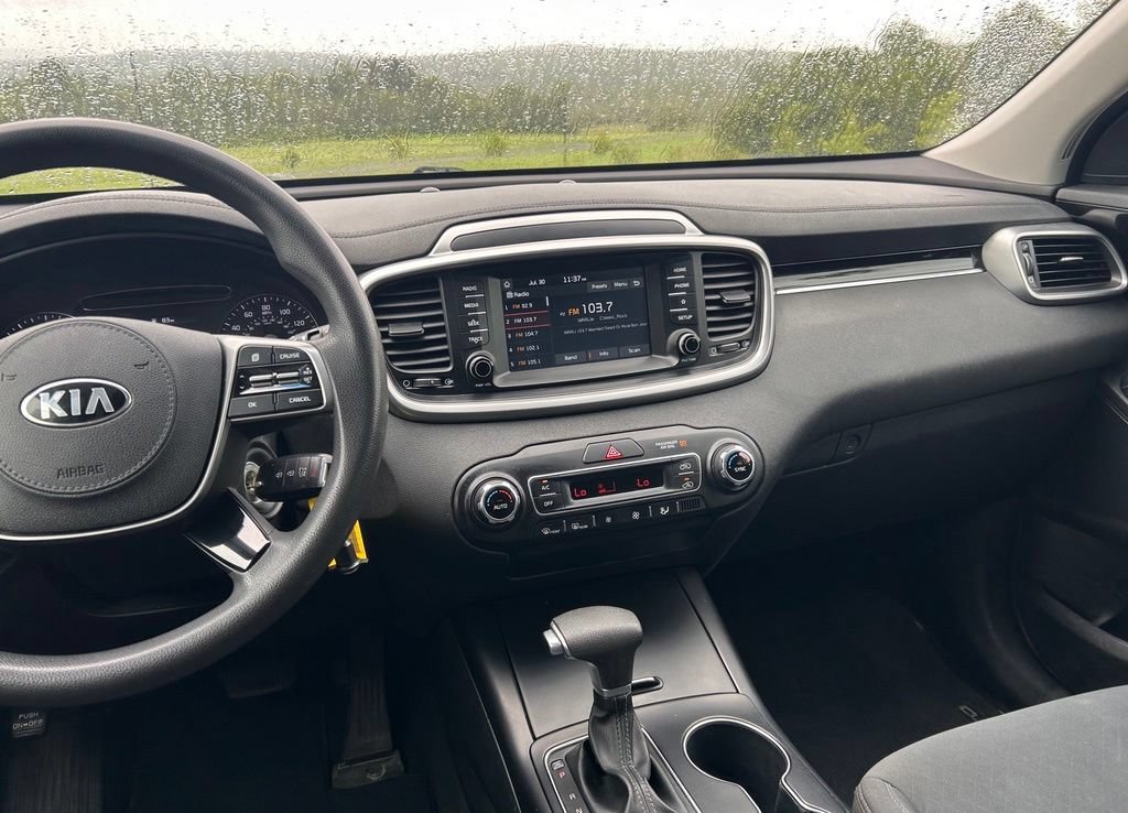 Used 2019 Silver Kia 3.3L LX image 30