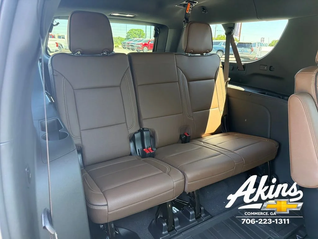 2026 Chevrolet Suburban High Country - Photo 22