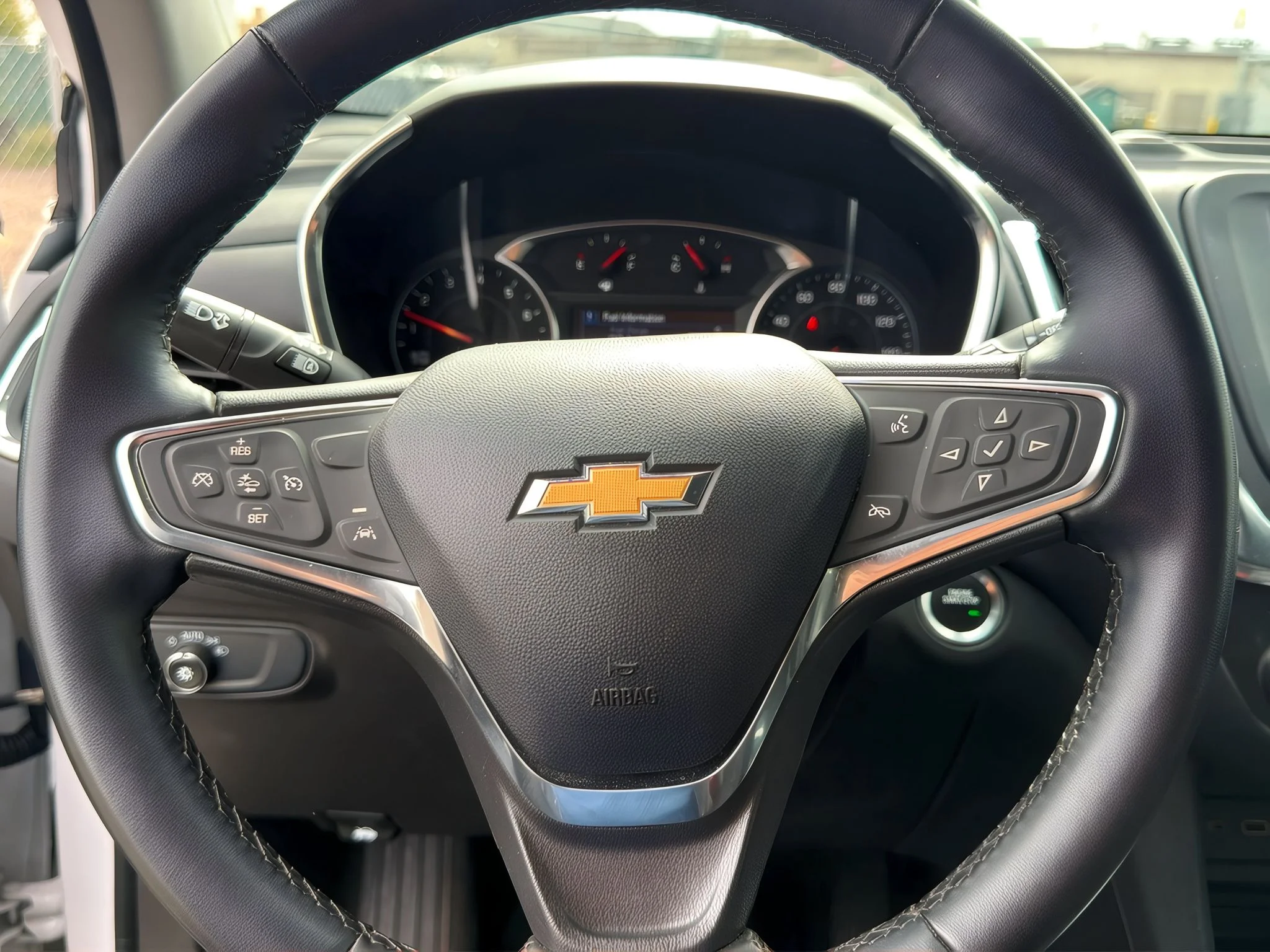 Used 2024 Summit White Chevrolet LT image 16