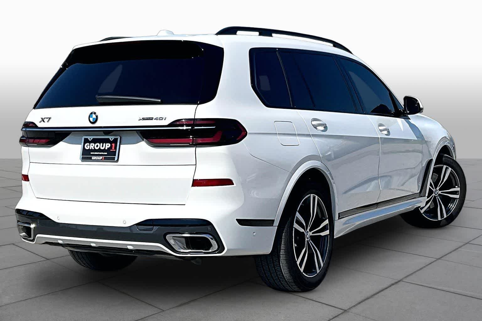 Used 2026 Alpine White BMW xDrive40i image 12