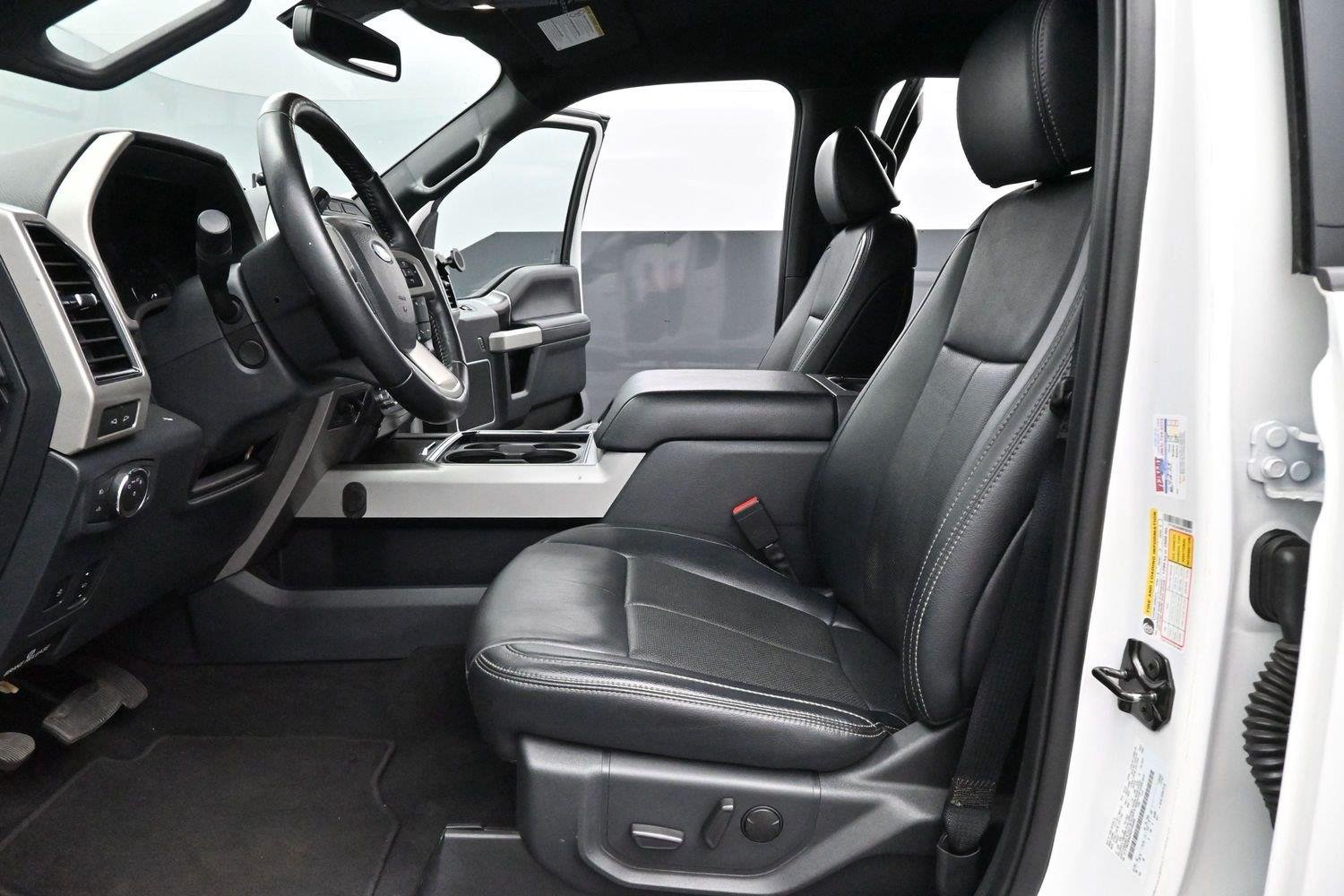 Used 2022 Star White Metallic Tri-Coat Ford LARIAT image 12