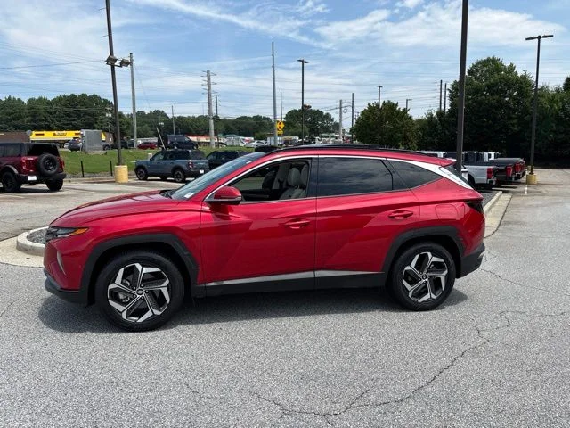 Used 2023 Red Hyundai Limited image 5