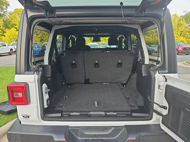 Used 2021 White Jeep Unlimited Sport Altitude image 12