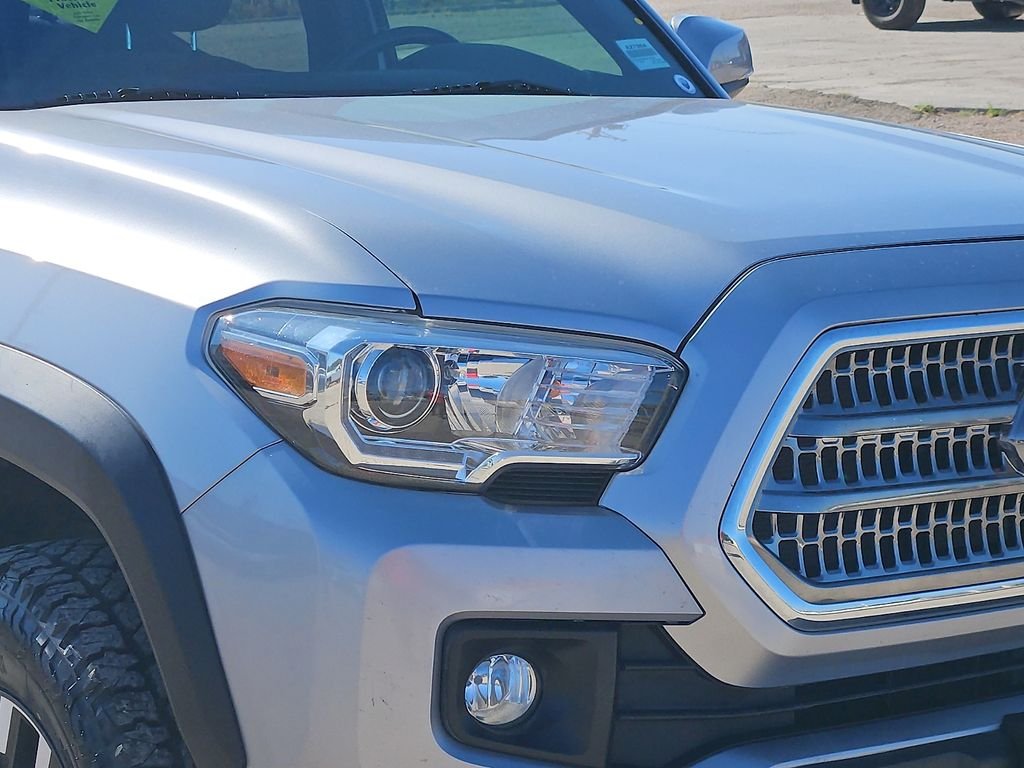 Used 2017 Silver Toyota TRD Off-Road image 8