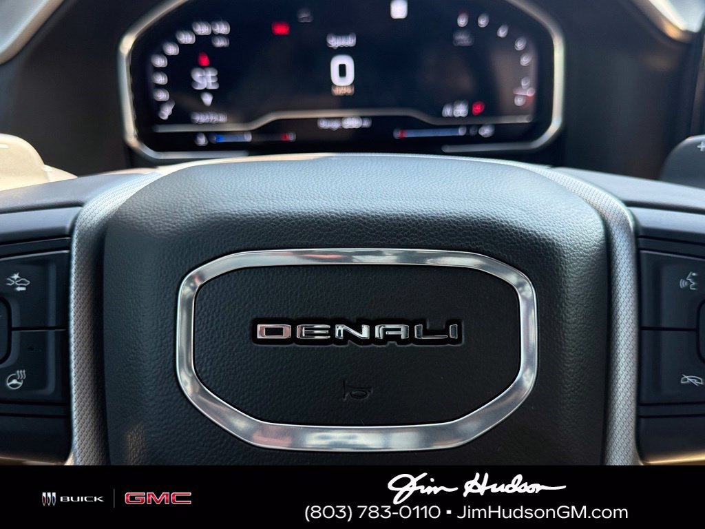 Used 2024 White GMC Denali image 28