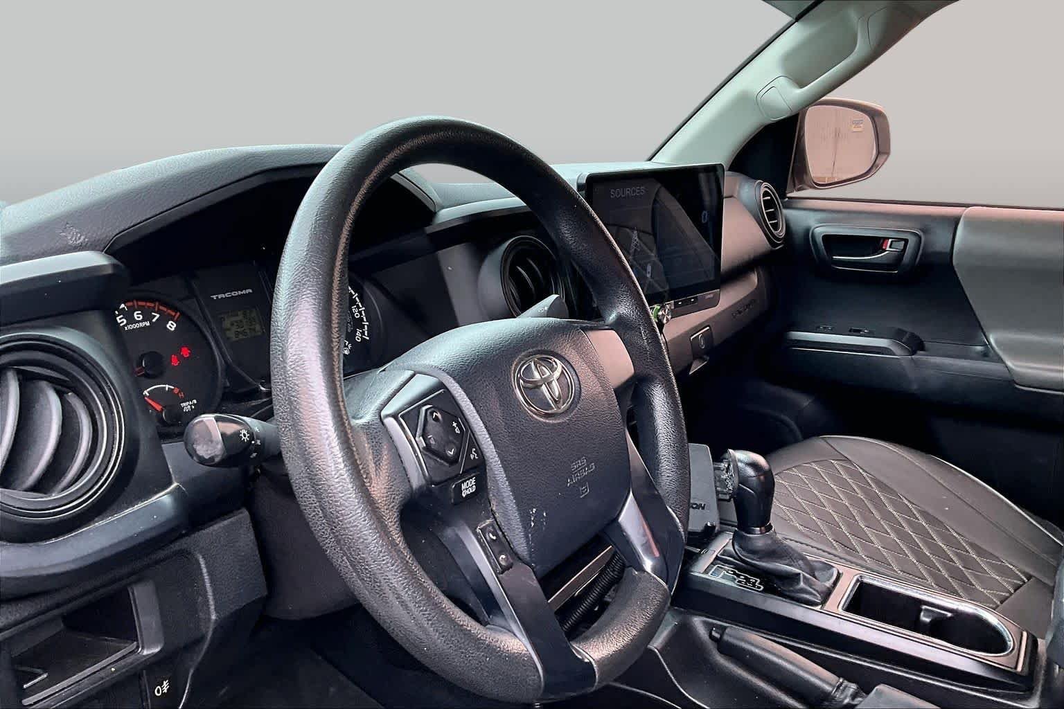 Used 2016 Super White Toyota SR image 17