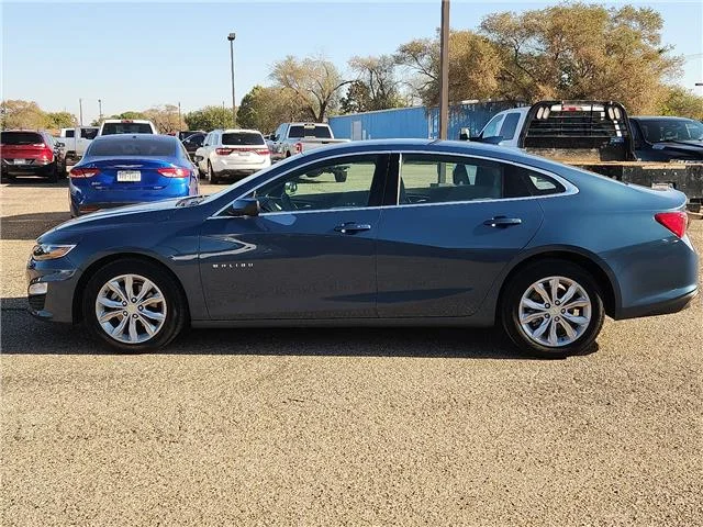 Used 2025 Blue Chevrolet 1LT image 2