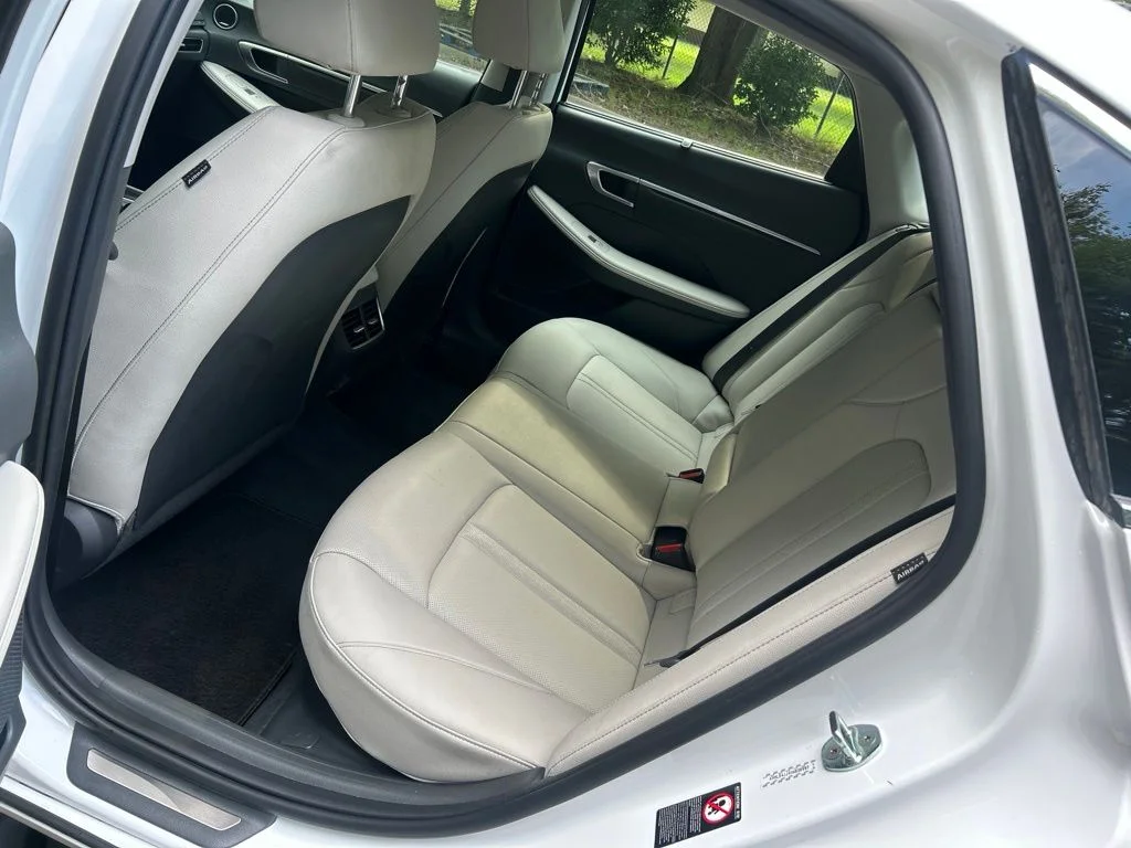 Used 2021 White Hyundai Limited image 28