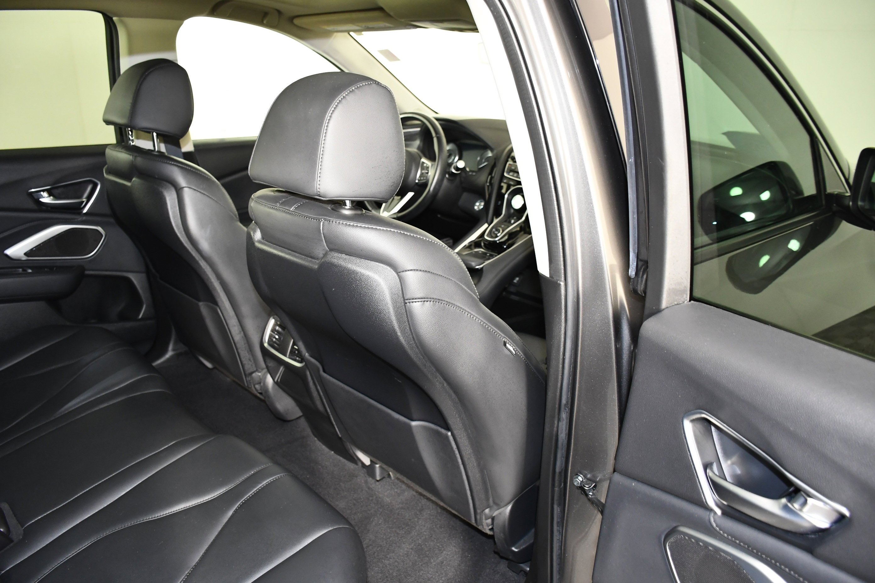 Certified Used 2023 Liquid Carbon Metallic Acura Base image 99