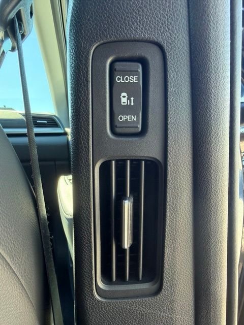 Used 2024 Black Honda EX-L image 15
