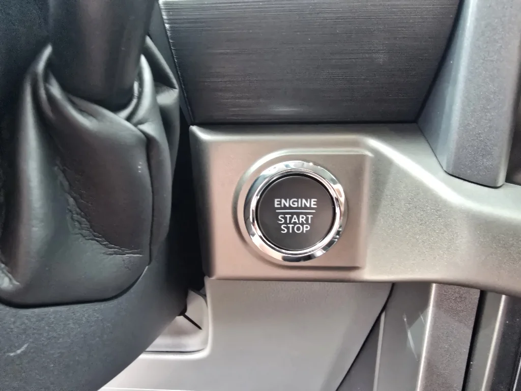 New 2026 Avalanche Ford XLT image 18