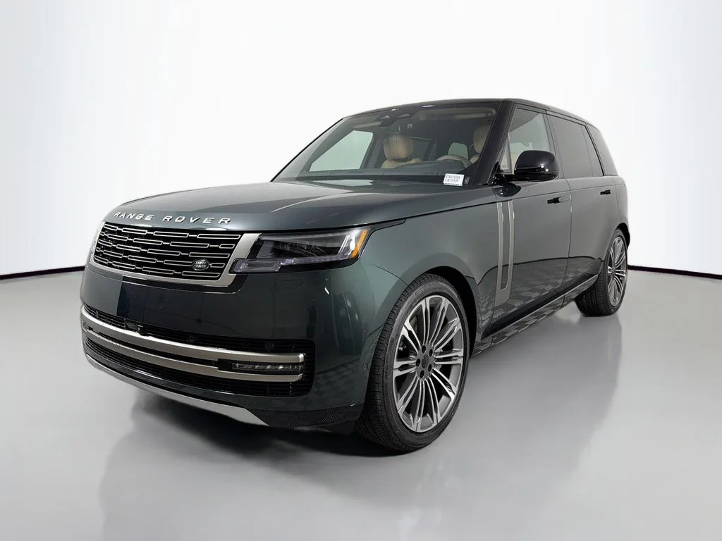 New 2026 Belgravia Green Land Rover SE LWB 7-Seats / V8 image 1