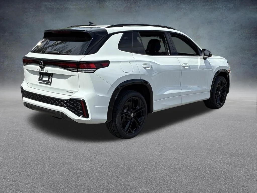 New 2026 White Volkswagen 2.0T SE R-Line Black image 5