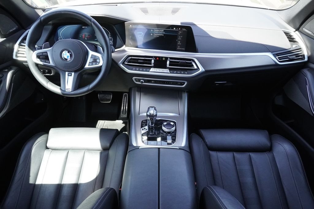 Used 2021 Black BMW xDrive45e image 9