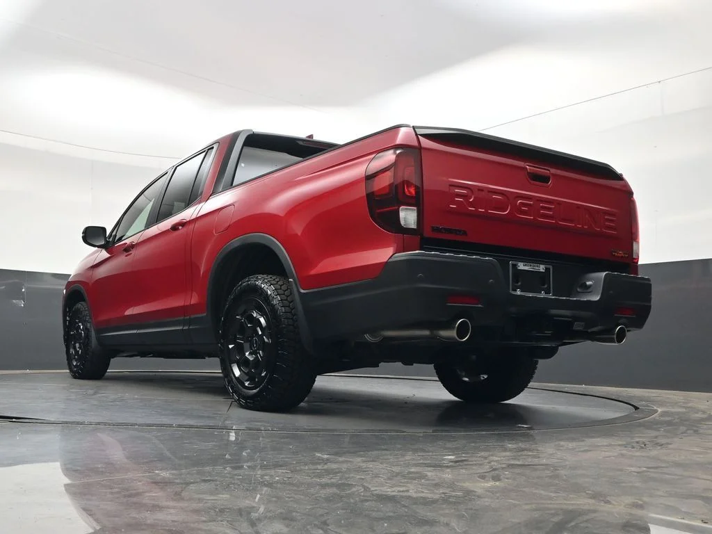 Used 2026 Radiant Red Metallic II Honda TrailSport+ image 32