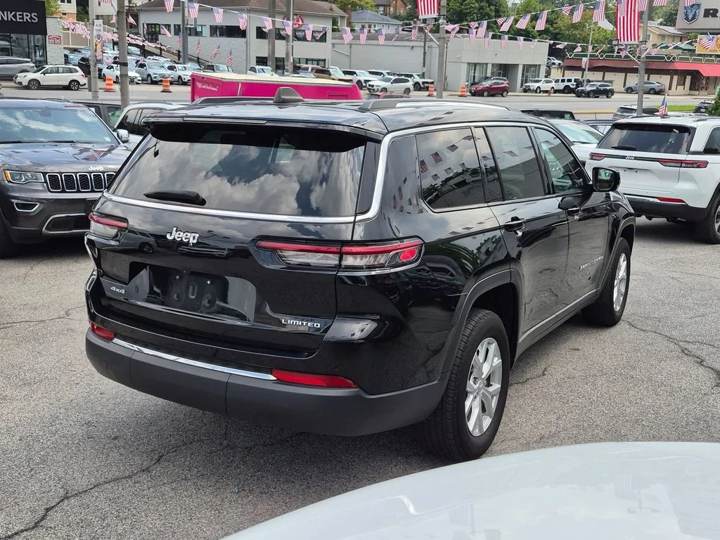 Used 2023 Black Jeep Limited image 6