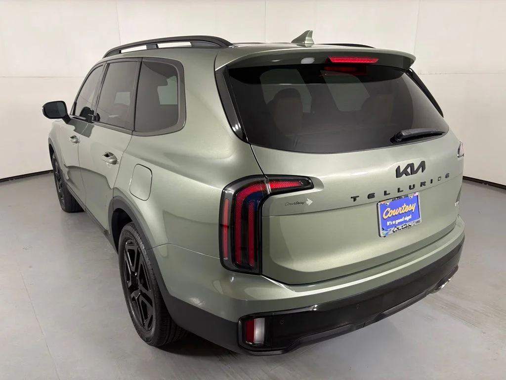 Used 2024 Green Kia EX X-Line image 6