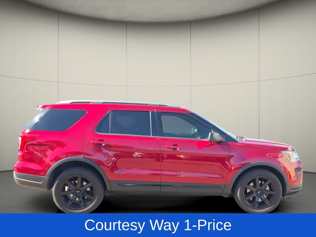 Used 2019 Red Ford XLT image 11