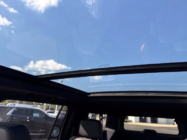 2027 Chevrolet Suburban RST - Photo 24
