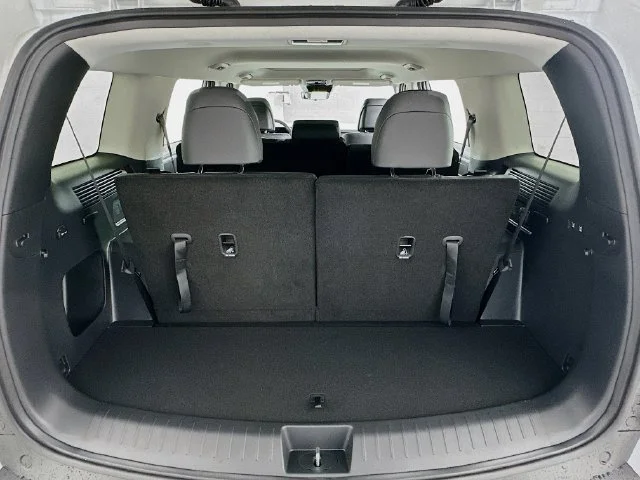 New 2025 Hyundai SANTA FE XRT