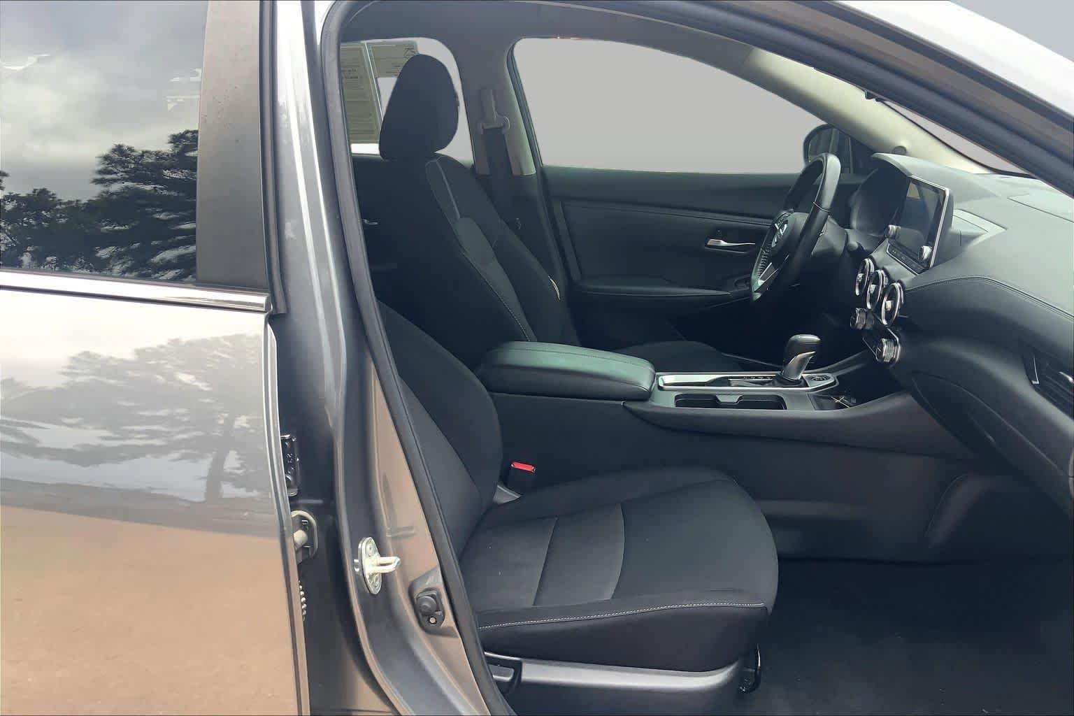 Used 2022 Gun Metallic Nissan SV image 9