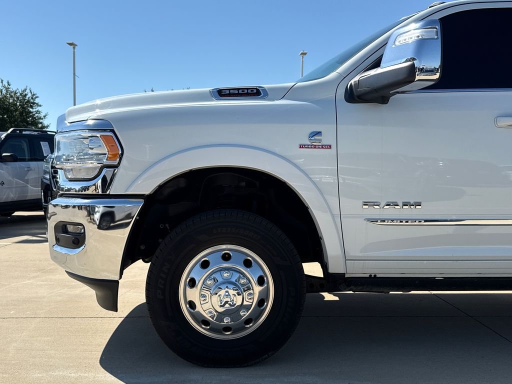 Used 2024 White Ram Limited image 5
