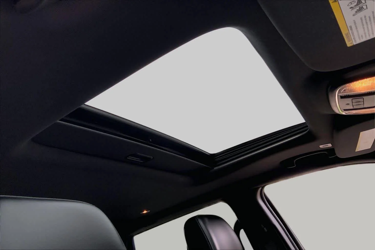 Used 2019 Sting-Gray Clearcoat Jeep Altitude image 14