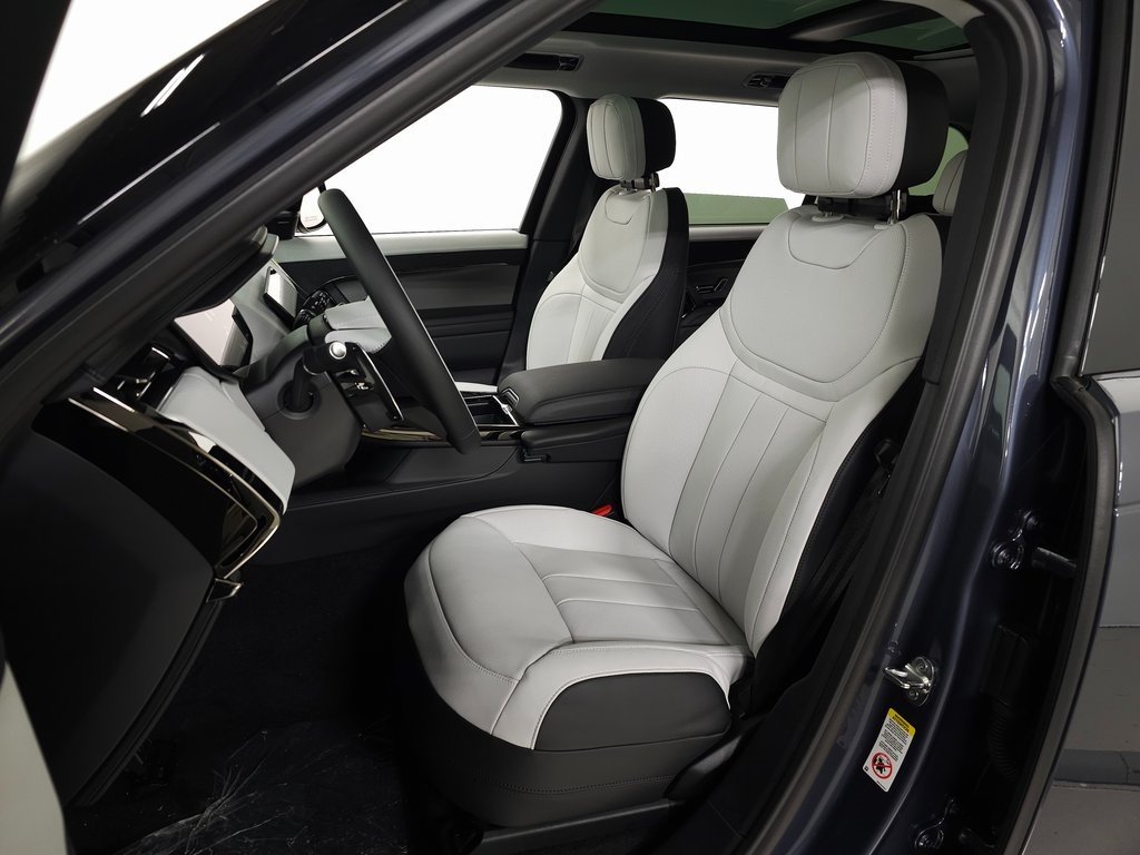 2025 LAND ROVER RANGE ROVER SPORT - Image 13