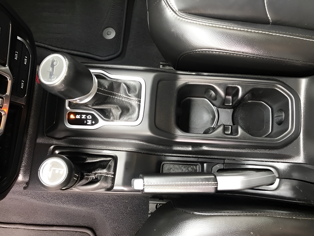 Used 2020 Gray Jeep Unlimited Sahara image 19