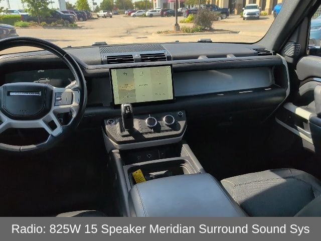 Used 2022 Santorini Black Metallic Land Rover XS Edition image 4