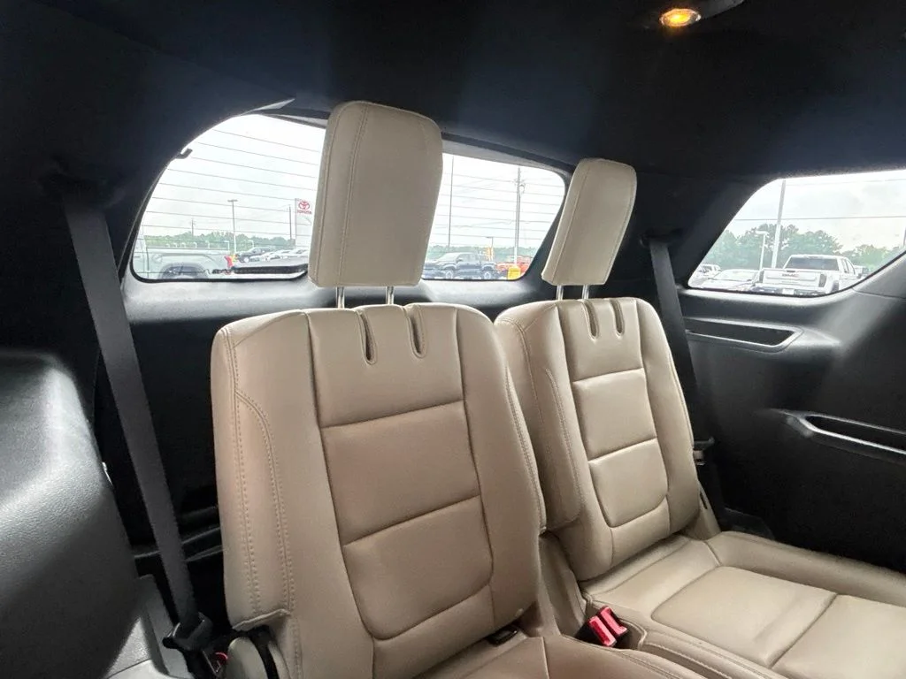 Used 2018 White Ford XLT image 29