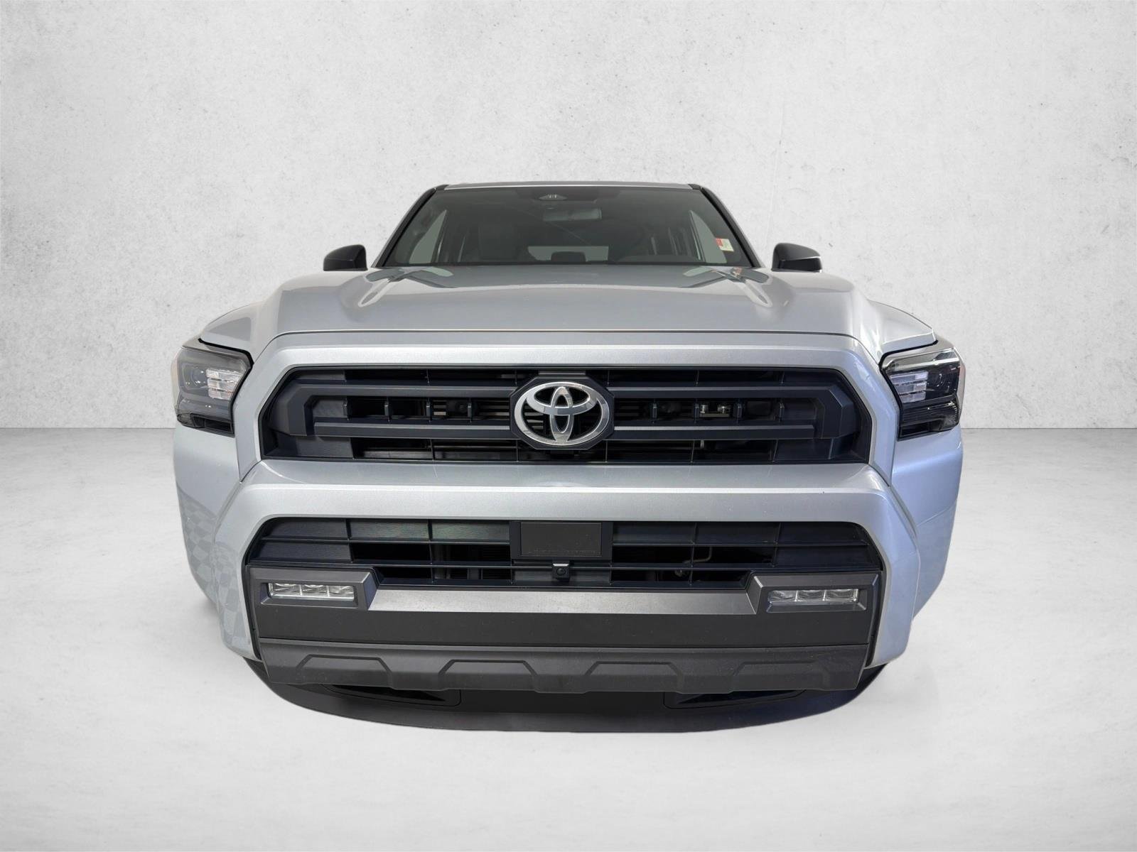 Used 2025 Silver Toyota SR5 image 8
