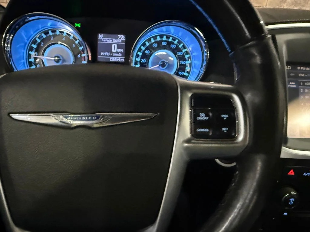 Used 2011 Ivory Chrysler Base image 16