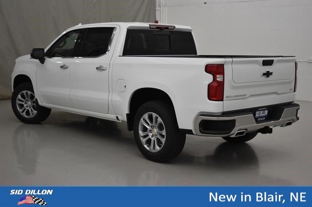 New 2026 Summit White Chevrolet LTZ image 16